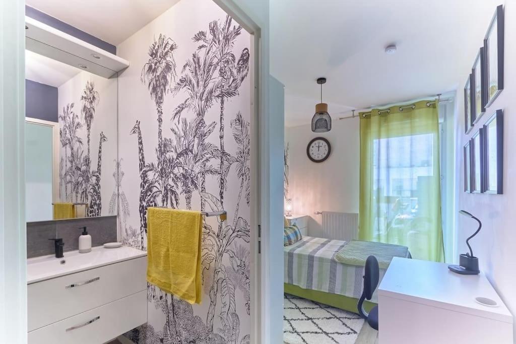 Appartement 4 Pieces - La Rose Des Yvelines - Classe 3 Etoiles Trappes Exterior foto